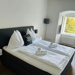 Palais Am Kai - Zentrale Lage, Kostenloser Parkplatz Accommodatie bij particulieren Salzburg